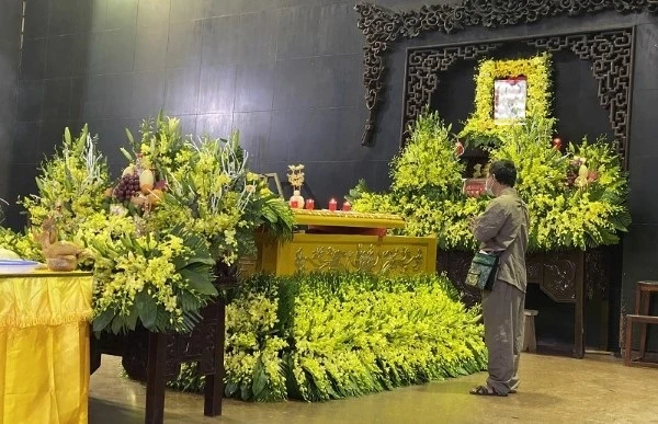 Dich Vu Ho Tro Tang Le